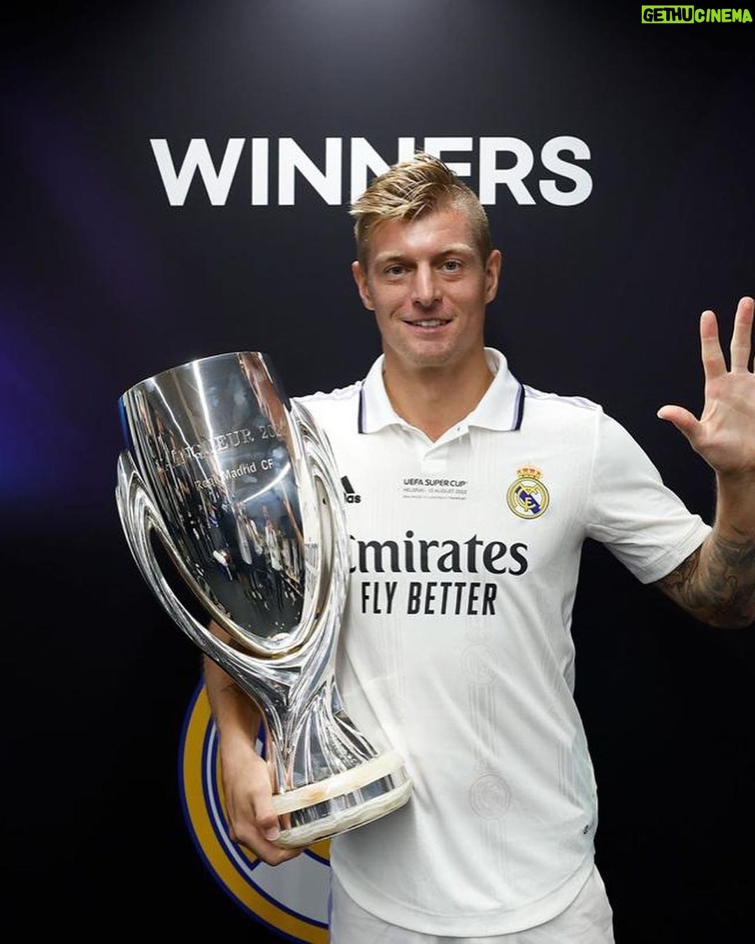 Toni Kroos Instagram - Long season. Good season. Thanks for your support!