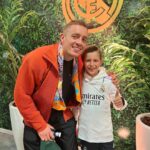 Toni Kroos Instagram - Special night - special guest! Thanks for coming to Madrid on your day off @dermotkennedy. top guy and incredible artist.