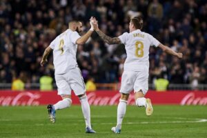 Toni Kroos Instagram - Not bad to have the best player and the best keeper of the world in your team… Congrats @karimbenzema and @thibautcourtois! Well deserved! Also congrats to @realmadrid to be the 3rd best team in 2021/2022🤩🤩🤩