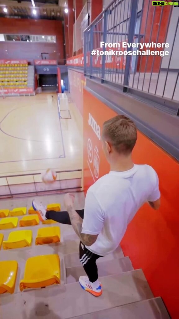 Toni Kroos Instagram - Win a signed adidas CL ball ⚽️💪 Download Toni Kroos Academy App and upload your try 📲👏 #tonikrooschallenge #fromeverywhere #football #fussball #futbol #realmadrid #kroos