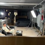Toni Kroos Instagram - 3 Spiele @luppentv sind Geschichte. Es hat großen Spaß gemacht, mal diese Perspektive einzunehmen! Streiten, diskutieren, mitfiebern und lachen während eines Fußballspiels - so wie Ihr alle zuhause! Nix anderes sollte es sein. Ich hoffe, Ihr habt Euch wohlgefühlt. Danke an unsere Gäste Stefan Reinartz, Roberto Carlos (Gracias), Robbie Williams (Thank you), Andi Brehme, Miro Klose, Mladen Petric, Tim Borowksi und am wichtigsten: Opa! Danke an @magentatv für den Glauben in dieses coole Experiment mit einem neuen Format! Danke an @studiobummens und Florida TV fürs begleiten und produzieren der Show. Wir fühlten uns in den besten Händen. Ja und weils sonst komisch rüberkommt auch danke an @felixkroos23 für… naja überleg ich mir noch. #luppentv