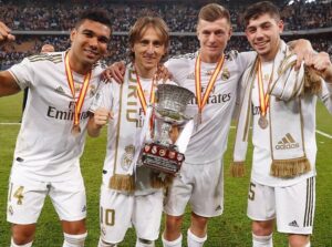 Toni Kroos Instagram - Swipe left - you won‘t find a lost final in this combination. Says it all! Gonna miss it. Gonna miss you.