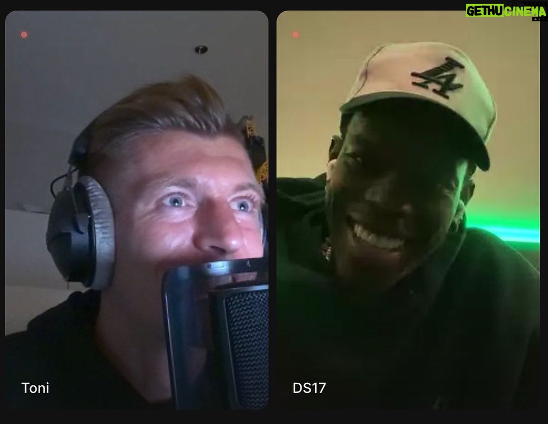 Toni Kroos Instagram - The MVP is in the house! Einfach mal Luppen mit Weltmeister und NBA Star Dennis Schröder! Es wurde Klartext gesprochen - hat Spaß gemacht @ds17_fg ⚽️🏀🤝 Jetzt überall wo es Podcasts gibt 🎙️🎙️🎙️