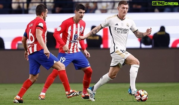 Toni Kroos Instagram - All eyes on sunday! Another final! Halamadrid