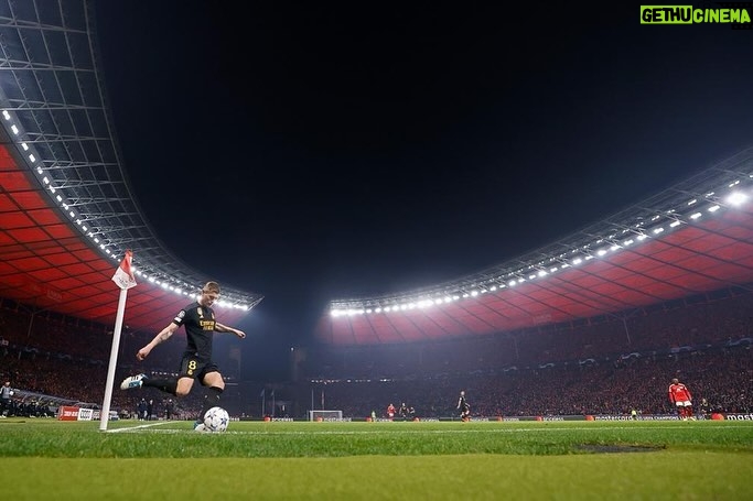 Toni Kroos Instagram - Perfect group stage! Good luck to @1.fcunion for the rest of the season!