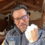 Tony Horton Instagram - Will you be joining me this evening on the Tony Horton Fitness Instagram page at 5:30 Pacific time? Golly I hope so. Many imperative, topics will be disseminated by moi. And if you’ve got questions at the end of my Tony talk, I hope to have the right answers. #TonyTalks #QuestionsAnswered #HealthWellness #FitnessFreaks #FunFunFun