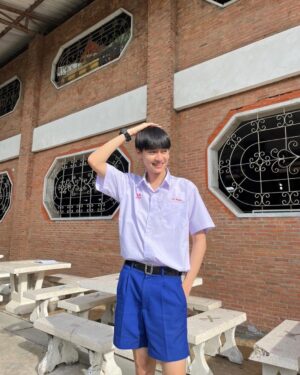 Supakorn Wuttinansurasit Instagram - ถึงตัวจะแก่ แต่สมองผมยังเด็ก 🤣

#torsupakorn #torspk 
#เจ้าต่อคนหน้าหมู 
#องศาสูญ #absolutezeroseries