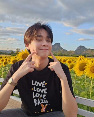 Supakorn Wuttinansurasit Instagram - เธอไม่ต้องน่ารักทุกวันก็ได้นะ....แต่เสื้อนี่มันน่ารักจริงๆนะ 🥰

#cieloheartxcarebears
#cieloheart
#torsupakorn