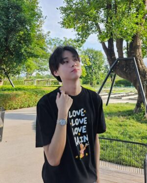 Supakorn Wuttinansurasit Instagram - เธอไม่ต้องน่ารักทุกวันก็ได้นะ....แต่เสื้อนี่มันน่ารักจริงๆนะ 🥰

#cieloheartxcarebears
#cieloheart
#torsupakorn