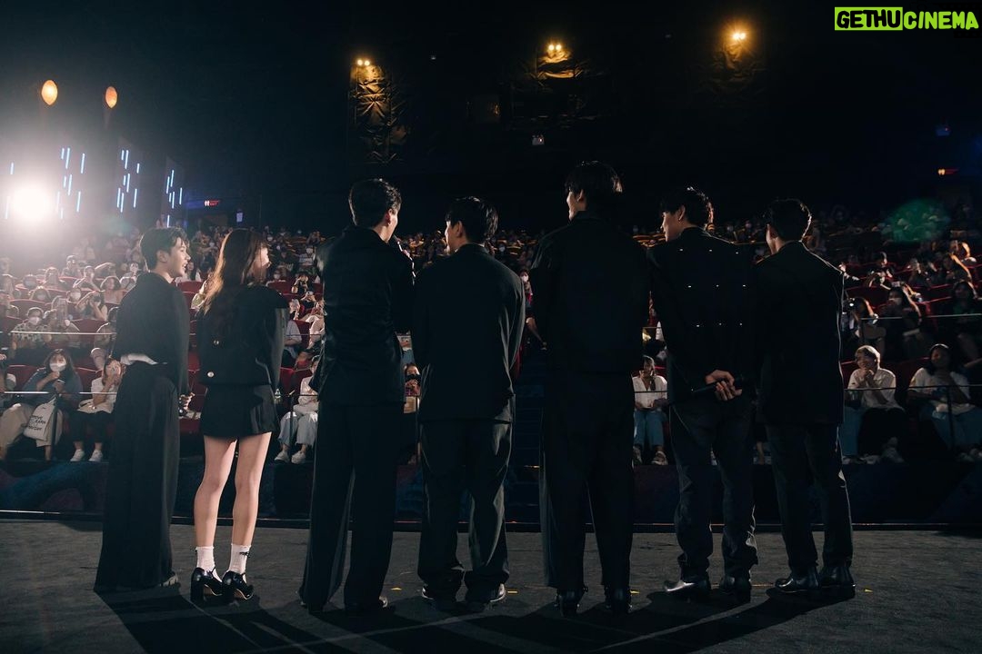 Tor Supakorn Wuttinansurasit Instagram - ❤️ ขอบคุณทุกๆคนมากๆเลยครับ ผมไม่รู้จะเอาคำพูดไหนมาบรรยายเลย ดีใจ ขอบคุณ ตื้นตัน อธิบายไม่ได้จริงๆนะ คืออยากเก็บโมเมนต์นี้ไว้ให้นานๆ ไม่รู้ว่าทุกคนเห็นผมไหม ว่าผมจะมองทุกคนตลอดเลย บางทีมีคนถาม ผมอาจจะอ๊องๆบ้างต้องขออภัยด้วยครับ😂 ผมแค่อยากเก็บพื้นที่ตรงนี้ไว้ให้ได้นานที่สุด ฝากติดตาม องศาสูญใน EP ต่อจากนี้ด้วยนะครับ รับรอง…… ไม่บอกหรอก สุดท้ายนี้ ผมขอบคุณทุกๆคนจากใจเลยนะครับ🙏🏻😭🥹 #AbsoluteZeroEP1 #AbsoluteZeroSeries #torsupakorn #เจ้าต่อคนหน้าหมู