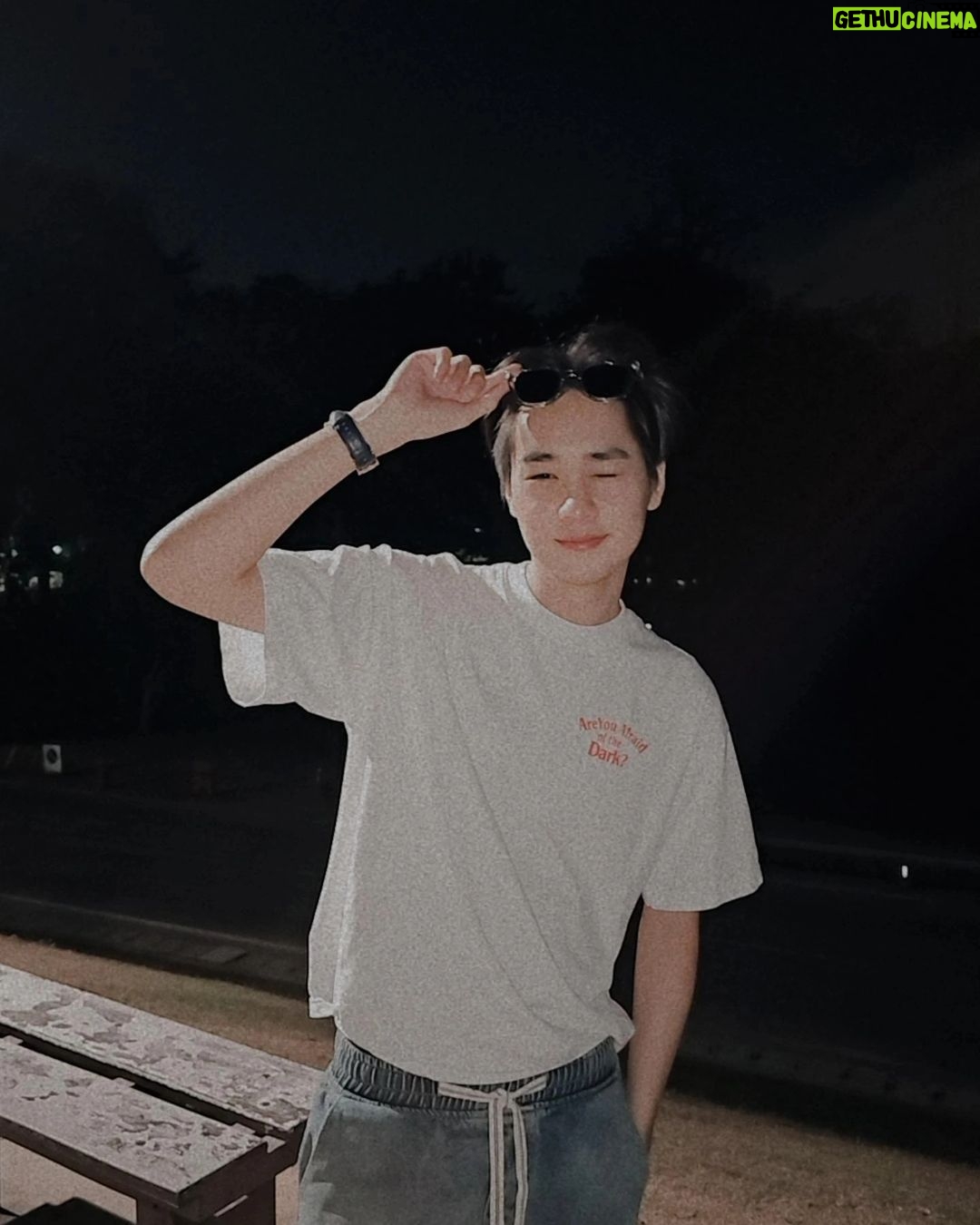 Tor Supakorn Wuttinansurasit Instagram - • วันสุดท้ายของปี 2023 • ปีนี้เป็นปีที่ครบรสชาติจริงๆ ไปสุดทุกทาง😭 ทั้งสิ่งที่มีปัญหาสร้างความทุกข์สุดๆและสิ่งที่สร้างความสุขสุดๆ ไปสุดจริงๆ สามารถบอกได้เลยว่า " ผ่านปีนี้ไปได้แล้ว ต่อ มึงโครตเก่งเลย 🫶🏻 " ขอบคุณทุกๆคนที่ซัพพอร์ตผมคนนี้เสมอ ไม่มีทุกคนผมคงไม่สามารถผ่านปัญหาต่างๆได้ ปีนี้เป็นปีที่ผมเปิดโลกความคิดมากๆเลย อยากโอบกอดทุกคนและตัวเองมากๆเลย แล้วตะโกนดังๆเลยว่า "ขอบคุณทุกคนนะครับ" นี่เป็นการพิมพ์คำว่า " ทุกคน " แล้วภาพของแต่ละคนลอยขึ้นมาเลยอ่ะ 🥹 รักและขอบคุณมากๆเลยนะครับ❤️ ขอโทษ ถ้าปีนี้ผมไปทำอะไรไม่ดีใส่ใครด้วยนะครับผมไม่ได้ตั้งใจแน่ๆ 🙏🏻 🦋 ปีนี้ผมมี องศาสูญ #AbsoluteZeroSeries เป็นของตัวเองแล้วนะ ขออวดหน่อย เย้ 🫶🏻🥹 🦋 ปีนี้ผมภูมิใจกันตัวเองเป็นแล้วนะครับ 🎉 2024 นายช่วยใจดีกับเราหน่อยนะ และก็ลาก่อน 2023 เราจะจำนายไม่ลืมเลย🫡 #torsupakorn #2023 #goodbye2023