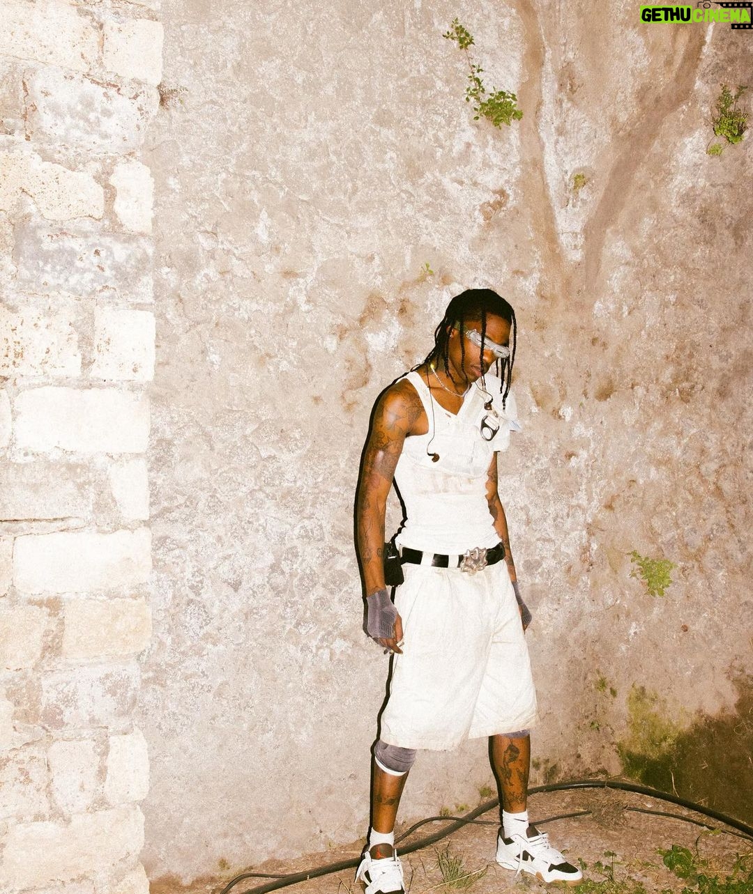 Travis Scott Instagram - 🗣️🗣️🗣️🗣️🗣️🗣️🗣️🗣️ U T O P I A 🗣️🗣️🗣️🗣️🗣️🗣️🗣️🗣️