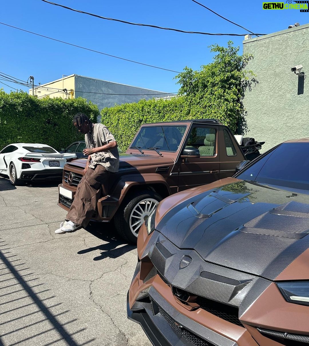 Travis Scott - 6.2 Million Likes - 🍪