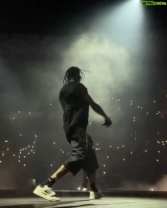Travis Scott Instagram - T TIME VAN COUV IT WAS A BLUR BUT I COULD NEVER FORGET 🤎🤎🤎🤎