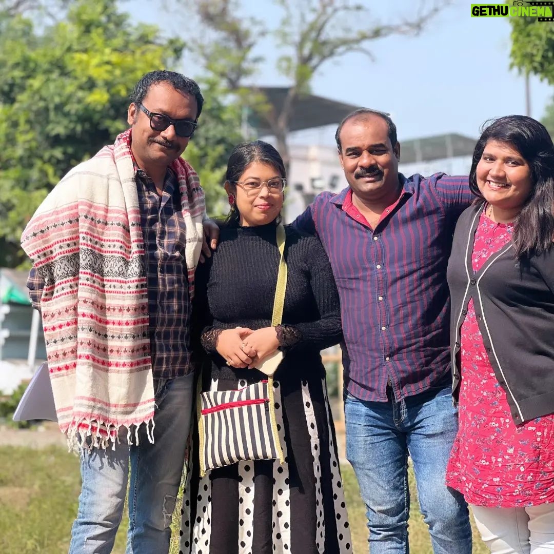 Trina Saha Instagram - Team Love Biye Ajkal🧿❤️ Unity is strength 🧿❤️ NT-1 Studio