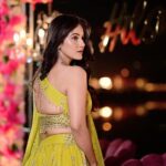 Trina Saha Instagram - Back to back 😋🫶🏻 📸 @siladitya_dutta @twc2014india 👗 @navdurga_official @neelsaha_styled_by_blue 💍 @klothbytrineel 💄 @pritha_dutta_official #trinsi #weddingseason