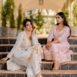 Twinkle Arora Instagram - This beautiful neon hand embroidery is so admirable and we can't get our eyes off it.♥️ handcrafted with intricate cutdaana, pearls and sequence, this outfit looks so classy and elegant ✨ Models - @thetwinklearora @_.avneetk8 Makeup- @glitz_n_glam_by_kanika Photography- @iamadityathakur @iamrathour @sahilmaurya7 Location- @foresthillresort #white #photography #pink #pastels #instadaily #instagood #instafashion #aesthetic #foryou #embroidery #handwork #semiformalwear Forest Hill Resort