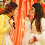 Twinkle Arora Instagram - Posers —> swipe . Pic credits @akashdeep_16_50 . . . . . . . . . #udaariyaan #colors #nehmat #harleen #twinkle #candids #nehkleen