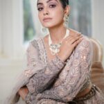Twinkle Arora Instagram - Grace ♥️ Outfit: @ka.kanishkaaggarwalofficial Makeup: @makeupbyparneetgrewal Hair: @komalhairstylest Jewellery: @vaamika_jewels Jewellery coordinated by: @yourstylistforever Photography: @ronniephotography28 . . . . . #elegance #twinkle #twinklians #pose #photoshoot