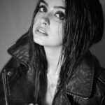 Twinkle Arora Instagram - Turned my world to black and white 🖤🖤🖤