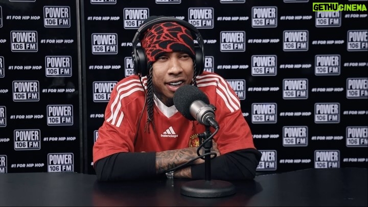 Tyga Instagram - Lil freeesyπ₯π₯π₯π¨π½βπ³π¨π½βπ³π¨π½βπ³π₯π₯π₯ @power_106 @justin_credible
