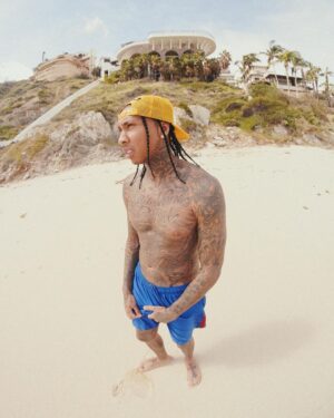 Tyga Instagram - my presence is a present…kiss my ass