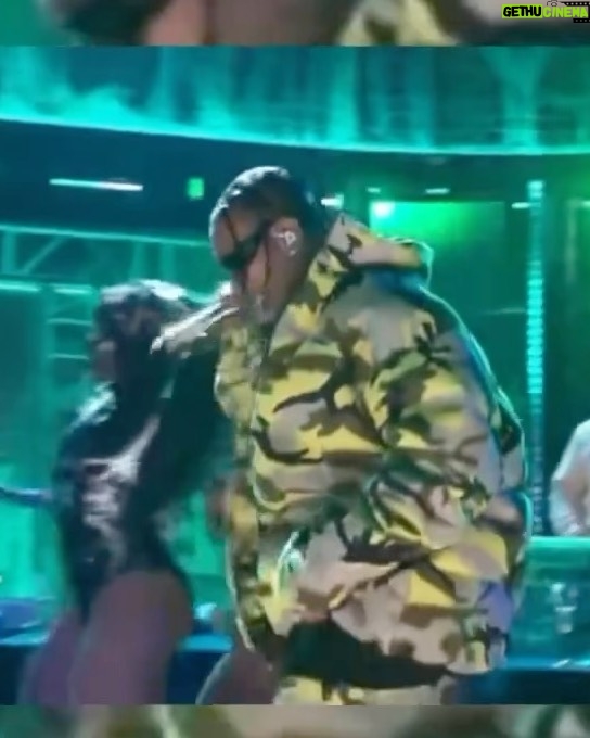 Tyga Instagram - keep my shi together not a screw loose