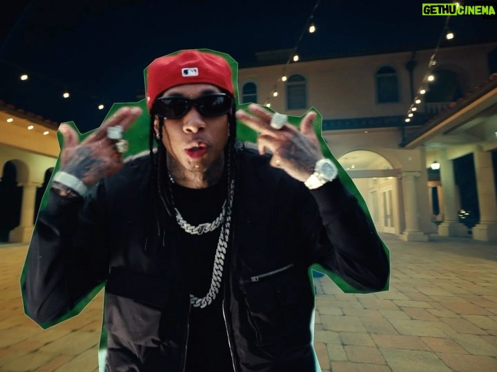 Tyga Instagram - @ohgeesy Chromehearted Out now🔥🔥⛓️⛓️