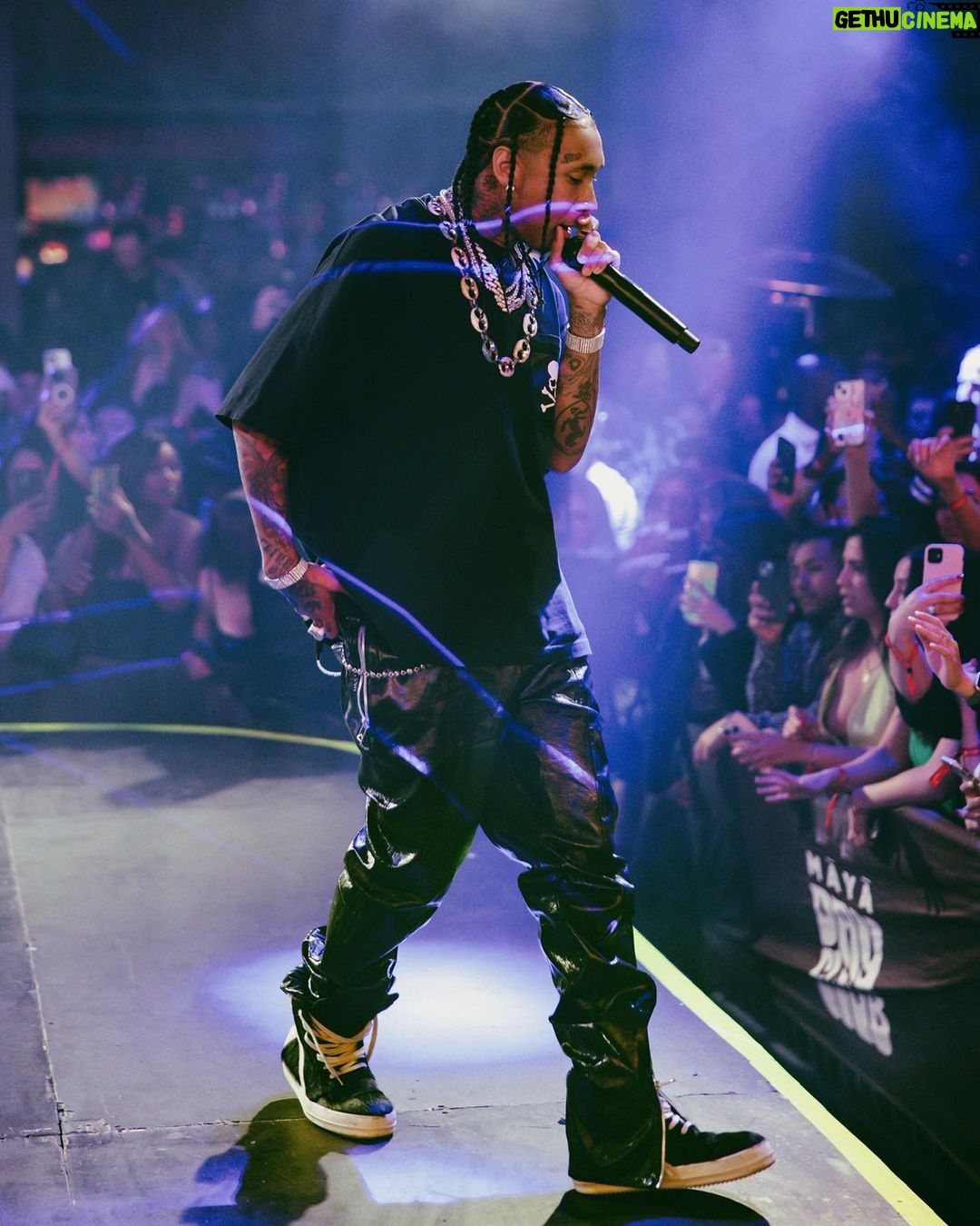 Tyga Instagram - Lighting in tha chain how they froze when it struck em….too many temptations I feel like David Ruffin