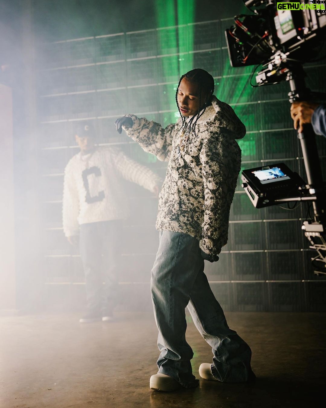 Tyga Instagram - Trust yo vision, stick to the plan & stay on path.