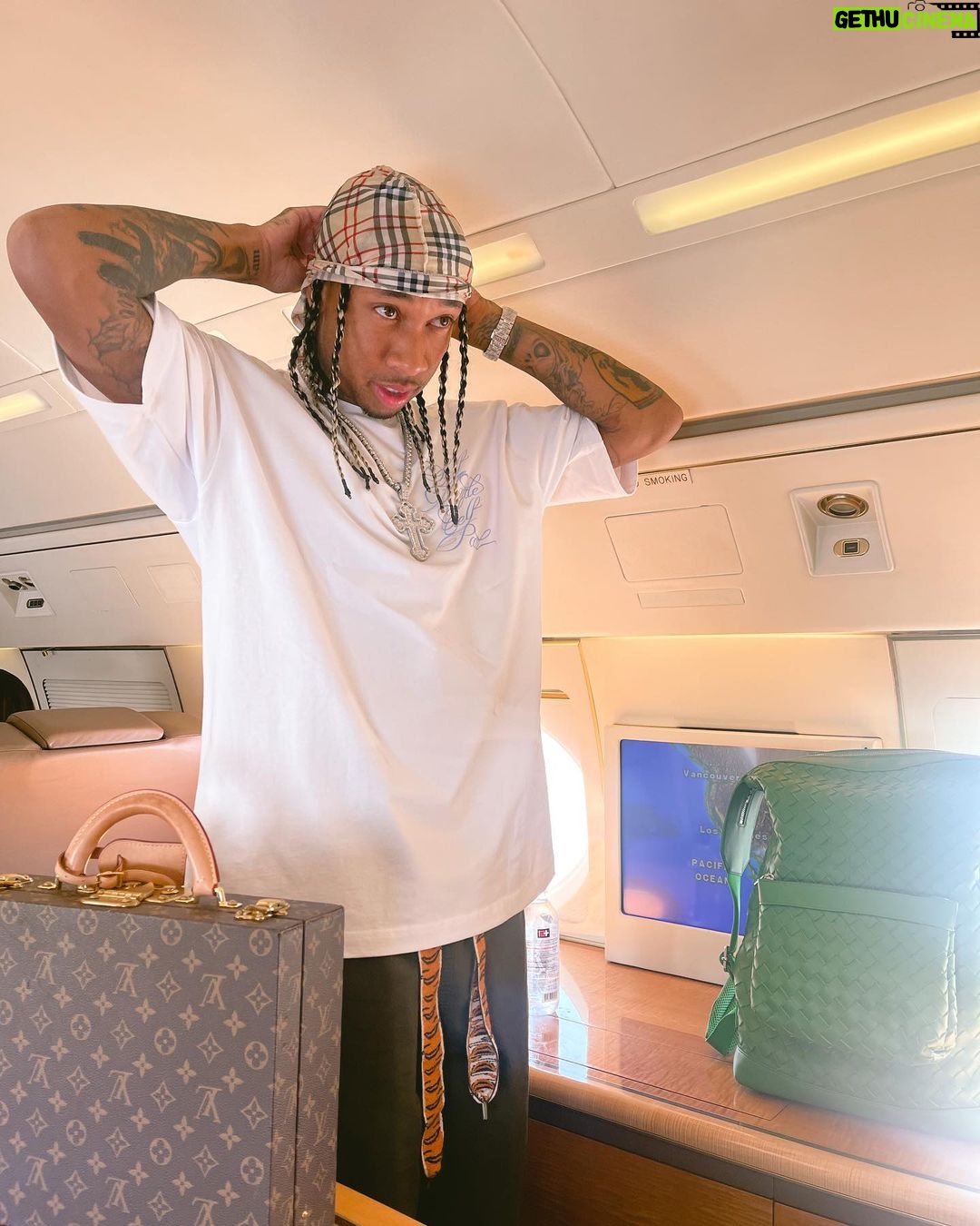 Tyga Instagram - i cant out run you but i can out fun you