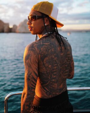 Tyga Instagram - Im Top gear shift w no fear 
Karats n ear, bugs bunny where?
Blimp n air this a good year
Like bad bunny this is my year
Focused on the money, bish just sit here
Like visine gotta make it crystal clear
Thought we was kool..Til the bish got wierd
So many stars n im still light years.