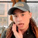Tyler Ho Instagram - 本來我的韓文老師要我錄音一次就好了，我決定乾脆拍成影片！就是覺得那堂課很有趣。 那堂課學到的是：「少在那邊裝蒜了！」오리발 내밀지마! - 원래 제 한국어 선생님이 녹음 한 번 해 달라고 하셨는데, 아예 영상으로 만들기로 했어요ㅋㅋㅋㅋ - My Korean teacher asked me to record myself (audio) but I decided to take this whole assignment to the next level lol. #한국어숙제 #learnkorean #오리발을내밀다