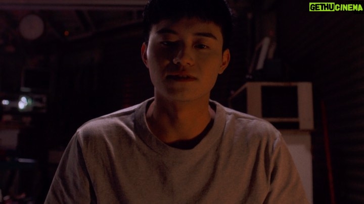 Tyler Ho Instagram - 劇情短片《萬能修理舖》正式預告 「生命只能從回顧中領悟,但必須在前瞻中展開。」 - “Life can only be understood by looking backward; but it must be lived looking forward” - "생명은 뒤돌아보는 데서 터득할 수 있지만, 앞을 내다보는 데서 펼쳐져야 합니다." #shortfilm #청춘 #단편영화 #대만영화