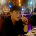 Tyler Ho Instagram - Sippin’ with the fam, cheers to good times! 跟家人度度美好 #未成年請勿飲酒 #飲酒適量請勿酒駕 #nightoutwithfamily 老拓音樂餐廳