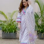 Uditi Singh Instagram - #NewLaunch When life gives you a blank canvas, paint it with style! Our White Handblock Printed Suit Set is your creative masterpiece. Shop now. 💕💙 . . . #bunaai #womenofbunaai #printedsuitset #cottonsuitset #karigari Jaipur, Rajasthan