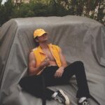 Ulvi Kahyaoğlu Instagram – Genel Yayın Yönetmeni @baglankeskin
Röportaj @salihdevrim
Fotoğraf @ermanistahli
Moda Editörü @ilhandalaklioglu
Saç @mutluahmet.sinan
Makyaj @seymaerikci