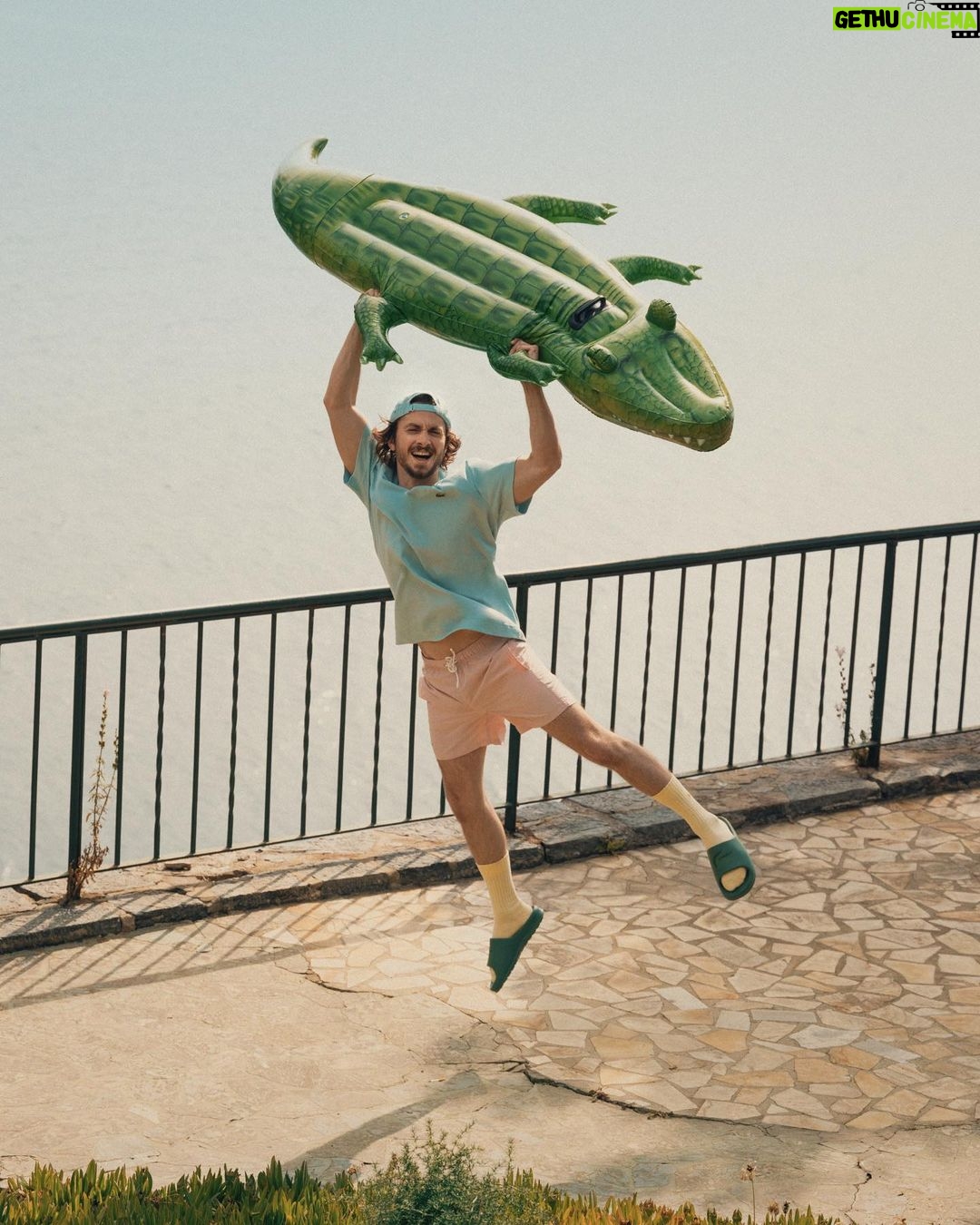 Ulvi Kahyaoğlu Instagram - Yazın enerjisi bu koleksiyonda! @lacoste #teamlacoste #lacostesummer #işbirliği