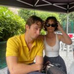 Ulvi Kahyaoğlu Instagram - sen sağ, ben ciddiyet #sürprizfosterlıpost