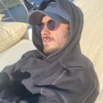 Ulvi Kahyaoğlu Instagram – kapüşon ve şapka seviyorum, herkesin bayramını kutluyorum.