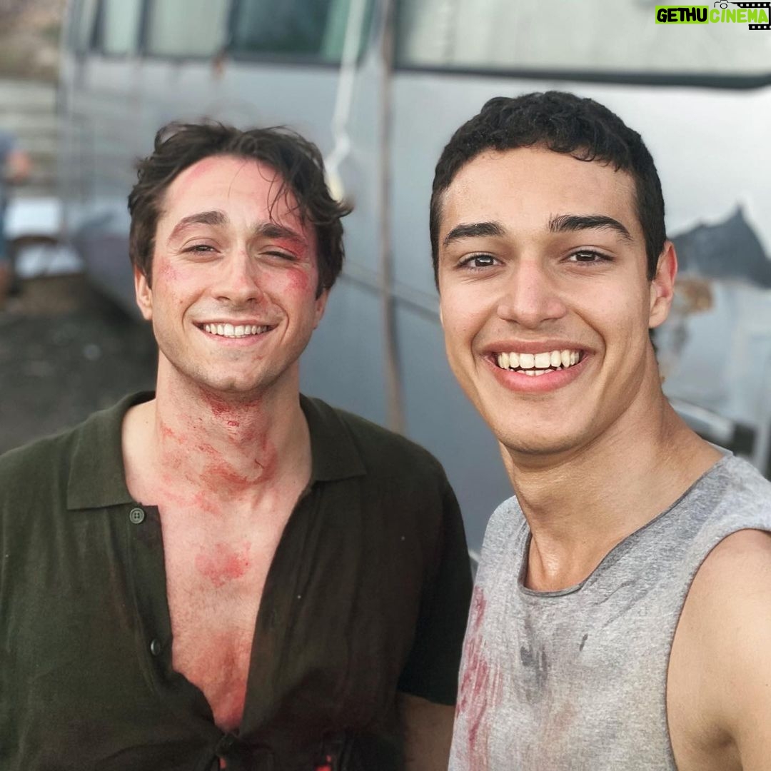 Ulvi Kahyaoğlu - 119.3K Likes - Senin yapacağın gider,
Benim anca hoşuma gider.
- Berk Yağızoğlu