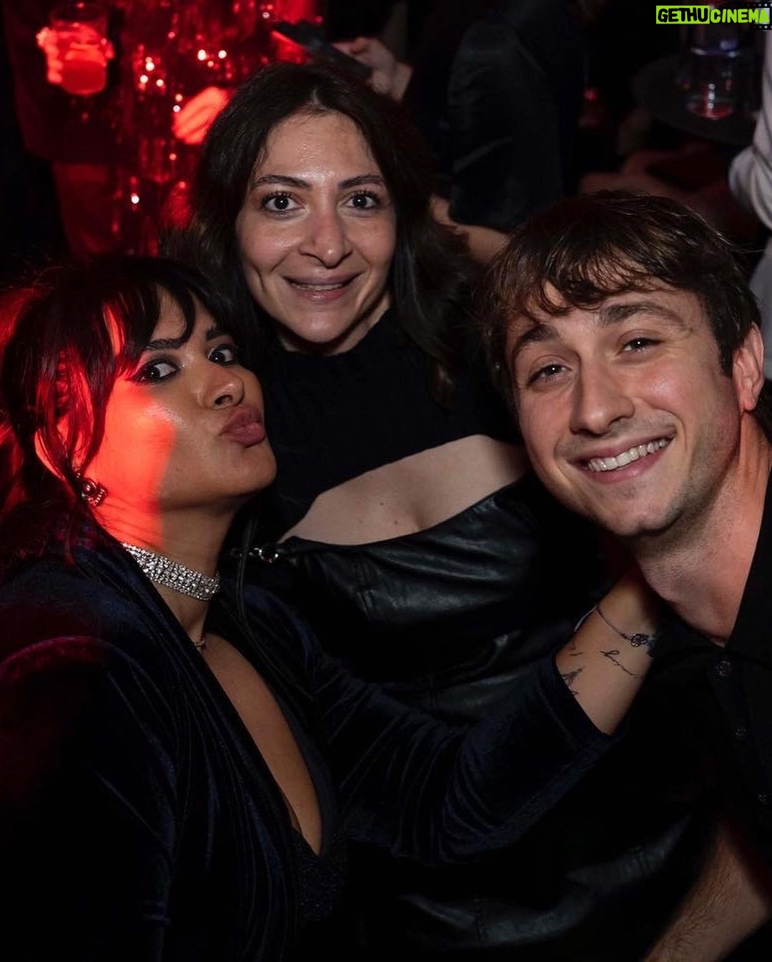 Ulvi Kahyaoğlu - 60.2K Likes - @gqturkiye moty night ve şekilli ışıklar
ve ufak revizyonlar
