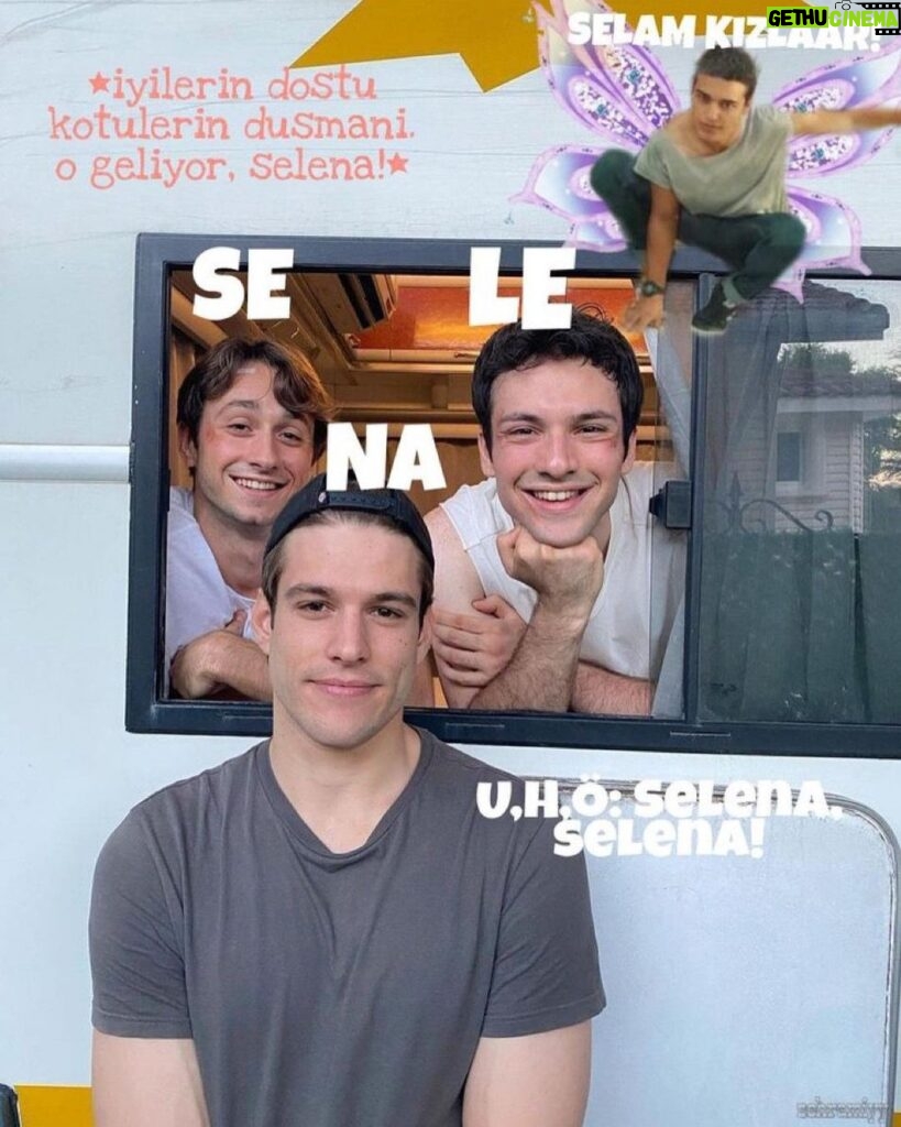 Ulvi Kahyaoğlu Instagram - biz dükkanı kapatalı bugün bir sene olmuş.