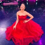 Urmila Matondkar Instagram - Merry Christmas all you beautiful people 🌲🎅💥❤️🤗 Keep your hearts open for the abundance of joy n blessings that life has to shower on you🫶🏻 #merrychristmas