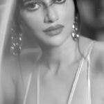 Ushasi Ray Instagram - Yes 2023 gave me too many happy moments that I can ending up Year End Reel with a smiling note 😀 ..Hope to continue it for 2024..Thank you my team, my audience for all the support ❤️ #HappyNewYear2024