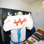 VaVa Instagram - 新木場STUDIO COAST閉館… 。・゜・(ノД`)・゜・。 ⁡ BiscuitのMV撮影で 僕の好きな先輩たちや仲間、友人、兄貴に エキストラのみんなが来てくれた あの日が良い思い出… ⁡ 僕にいろんな思い出を与えてくれて ありがとうございます！ 新木場スタジオコースト
