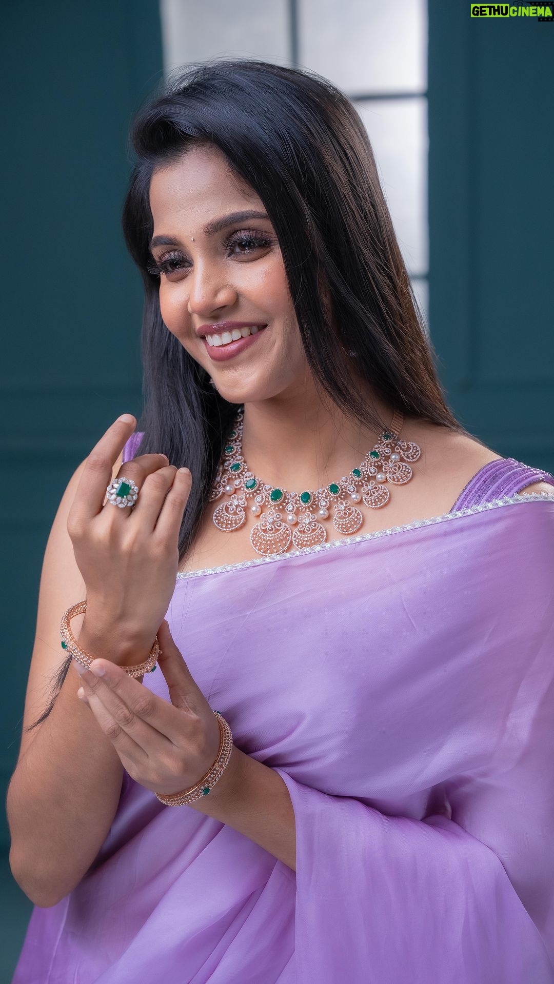 Vaishali Thaniga Instagram - Diamonds are your partners forever. Embrace this radiant glory only at Malabar Gold and Diamonds. Mine Diamond festival offer at @malabargoldanddiamonds valid till 14th January 2024 Where you can get upto 25%*off on diamond value. 100% exchange* on old mine diamond jewellery. *T&C apply