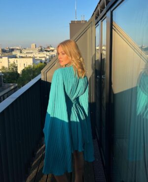Valerie Huber Instagram - @filmfestmunich wearing wonderful @alexisfegonzalez ✨