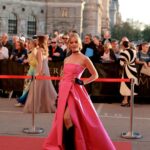 Valerie Huber Instagram - Romy 2023 💓 never liked pink, but this year I wanted to try something different 🤷‍♀️ Thank you @alexisfegonzalez @alexisrunway @runwayvienna and @ultimativgroup for creating this GlamRock Look 🤘many of us wore the blue @unhcrdeutsch bow to show solidarity with all humans searching for refuge, while we enjoy our privileged lives here. Congratulations to all nominees and winners and thank you for the invite @kurier_romy @kurier @kurierfreizeit 💫 Hofburg Imperial Palace Vienna