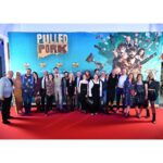 Valerie Huber Instagram - What a beautiful Premiere we had for @pulledpork_derfilm 🥳 thank you @samsarafilm @constantinfilm_oesterreich @sandimasschmied @loredana.rehekampff @chr.langhammer @isabelzrost @milleniumcityofficial @lastrada.doells & @schmiednicole for bringing this awesome cast together 🙏 shoutout to the best crew ever! Styling by the amazing @jpheg 💥 Outfit: @nearon.studio Shows: @humanicshoes Jewelry: @musselsandmuscles Picture Credit: @andreastischler @constantinfilm_oesterreich BrauerPhotos